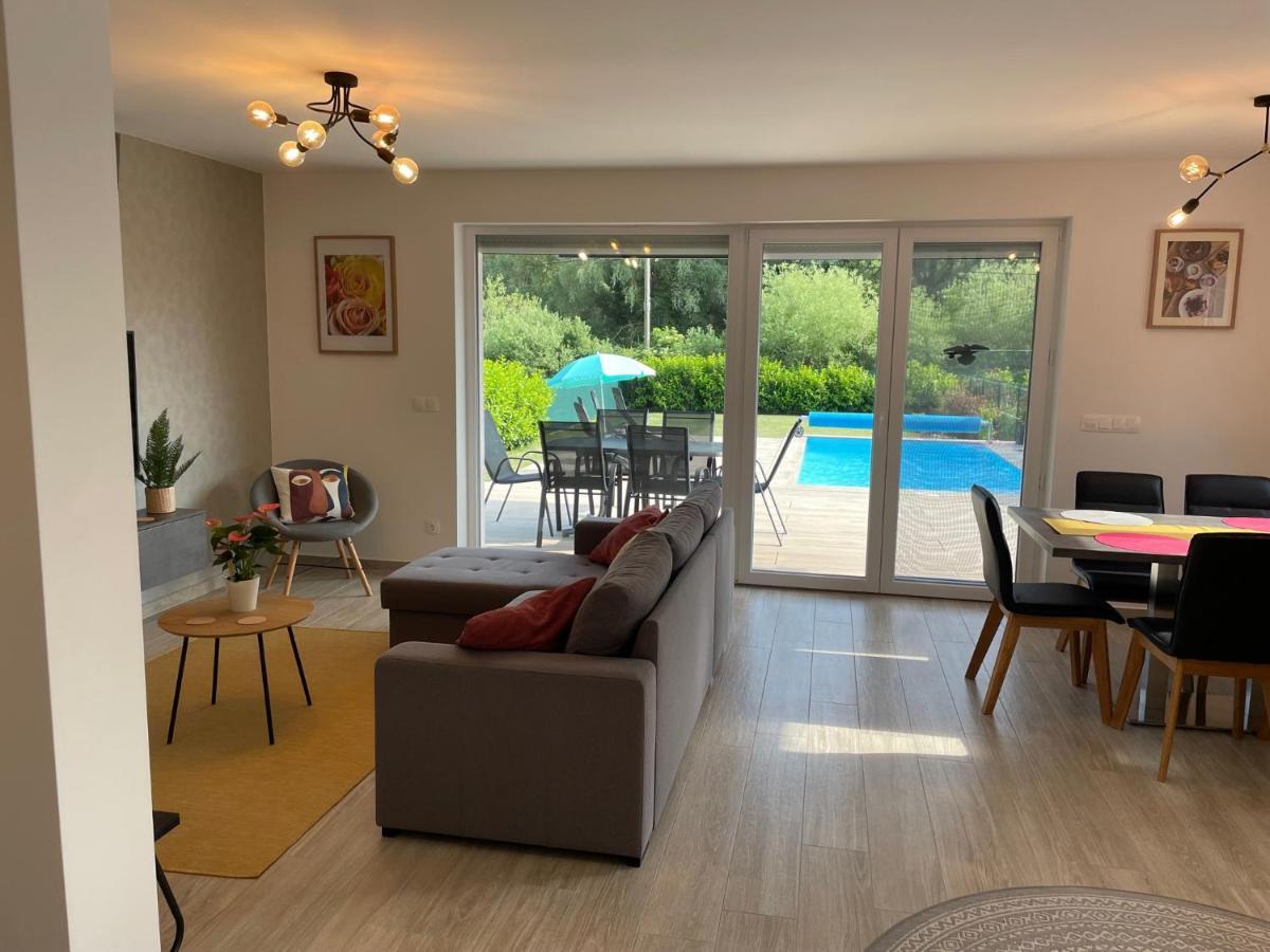 Royalhill Apartman Вонярцвашхедь Экстерьер фото