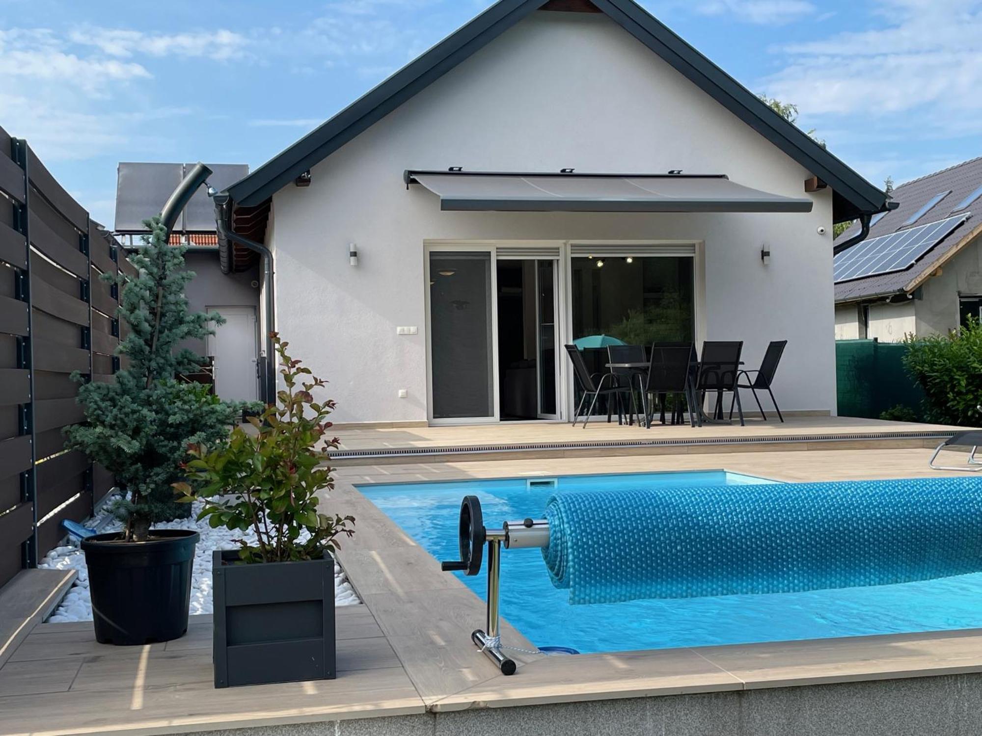 Royalhill Apartman Вонярцвашхедь Экстерьер фото